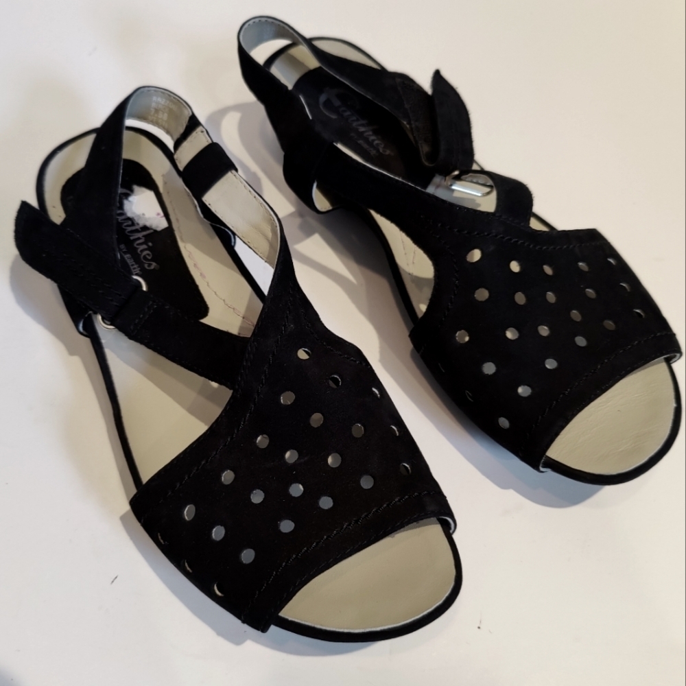 Earthies Razzoli Black Leather Sandals